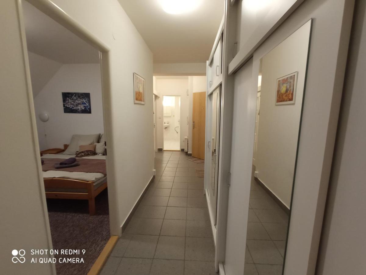 Apartman Violeta 하라포프 외부 사진
